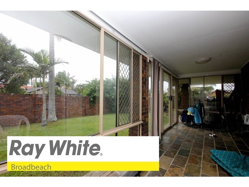 1 Sittella Crescent, Burleigh Waters QLD 4220