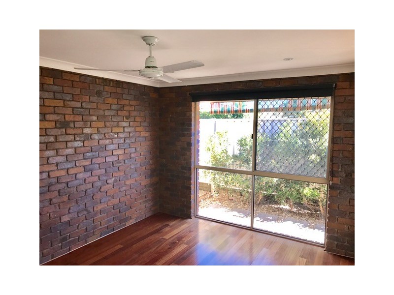 1 Sittella Crescent, Burleigh Waters QLD 4220