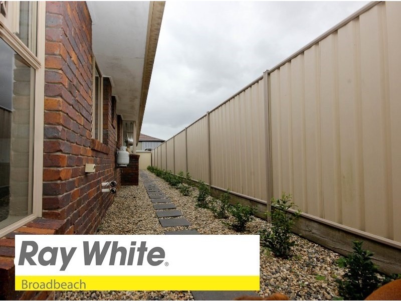 1 Sittella Crescent, Burleigh Waters QLD 4220