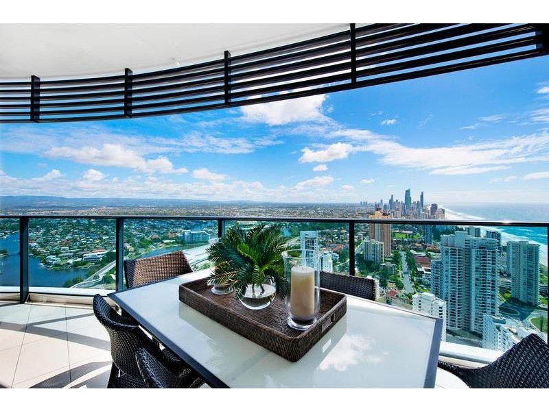 14201 Oracle Boulevard, Broadbeach QLD 4218