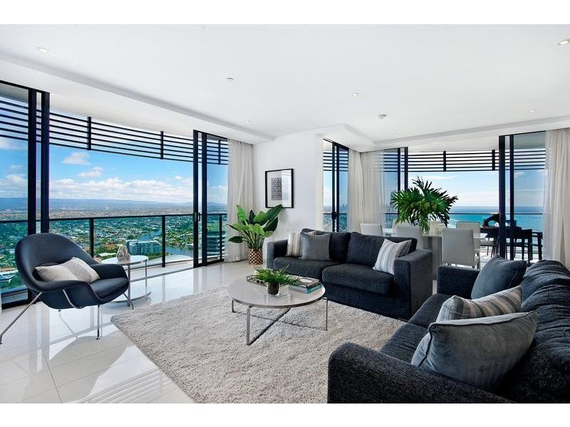 14201 Oracle Boulevard, Broadbeach QLD 4218