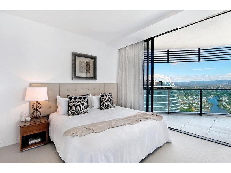 14201 Oracle Boulevard, Broadbeach QLD 4218