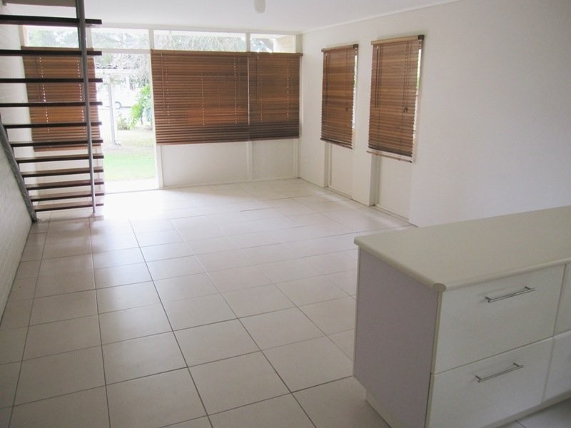 7/20 Alexandra Avenue, Broadbeach QLD 4218