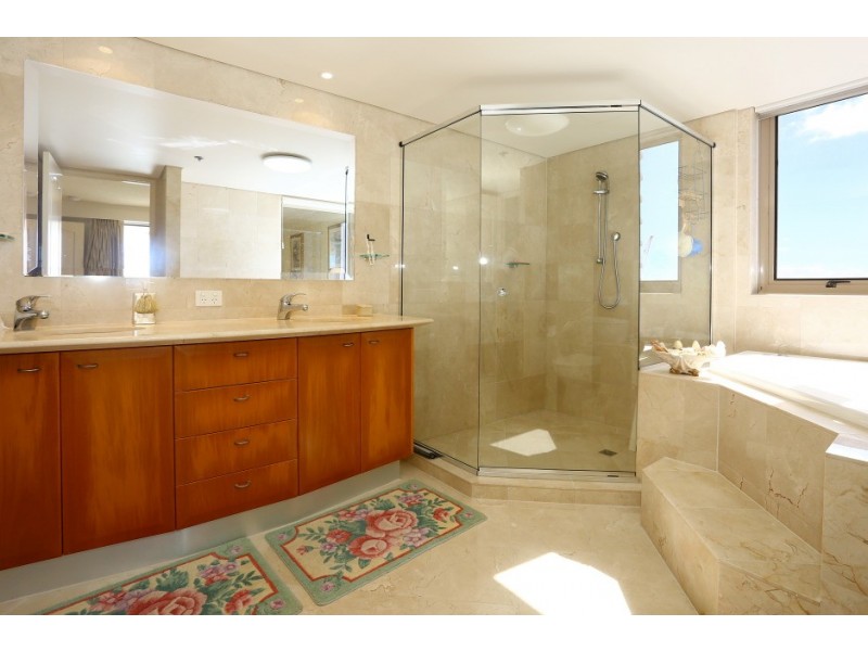 19A ‘La Sabbia’ 74-86 Old Burleigh Road, Surfers Paradise QLD 4217