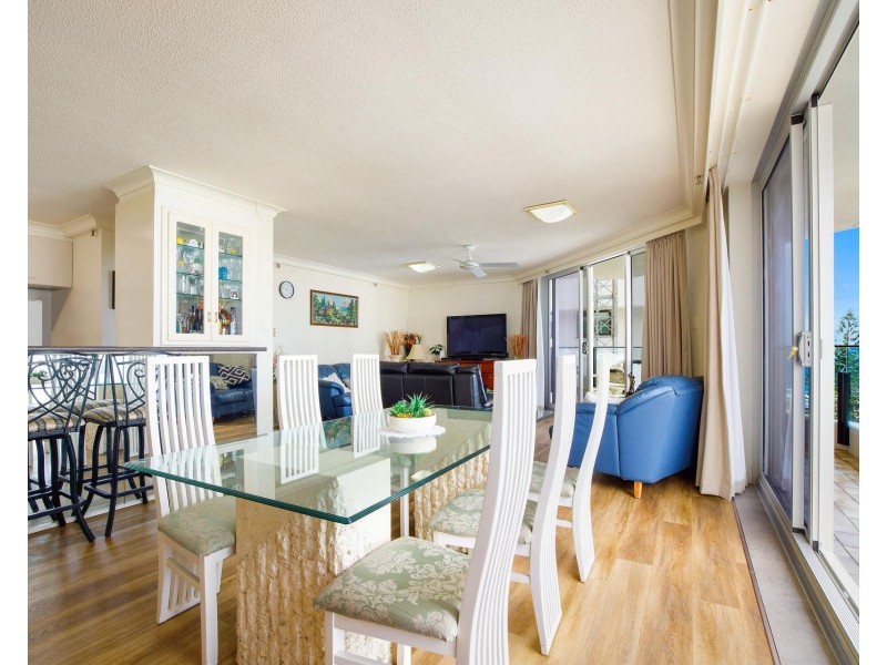 9E ‘Beach Haven’ 1 Albert Avenue, Broadbeach QLD 4218