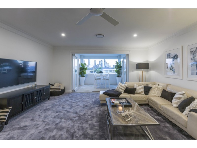 31 Buccaneer Court, Paradise Waters QLD 4217