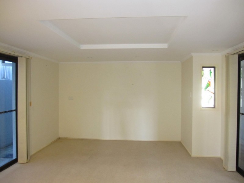 67 T E Peters Drive, Broadbeach Waters QLD 4218