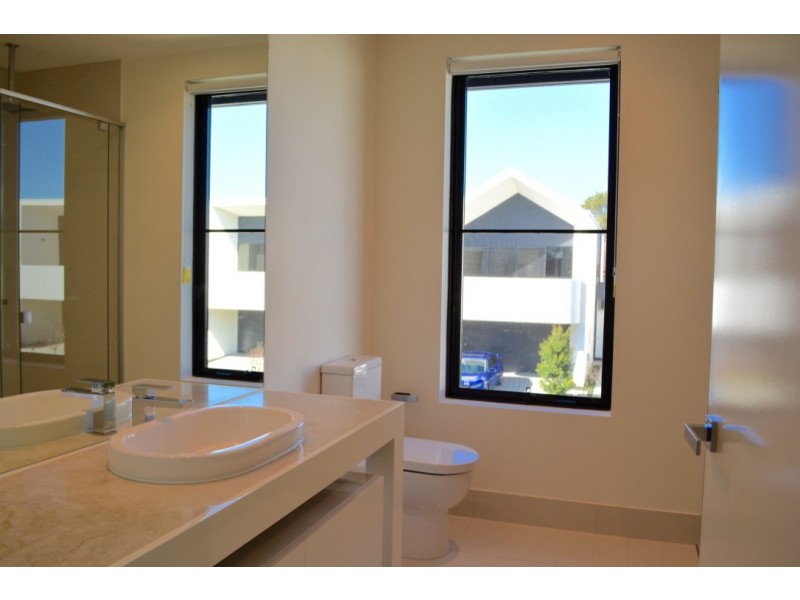 3/22 Magnoli Circuit, Palm Beach QLD 4221