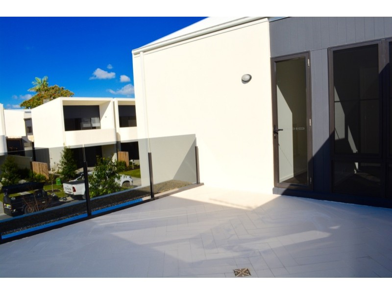 3/22 Magnoli Circuit, Palm Beach QLD 4221