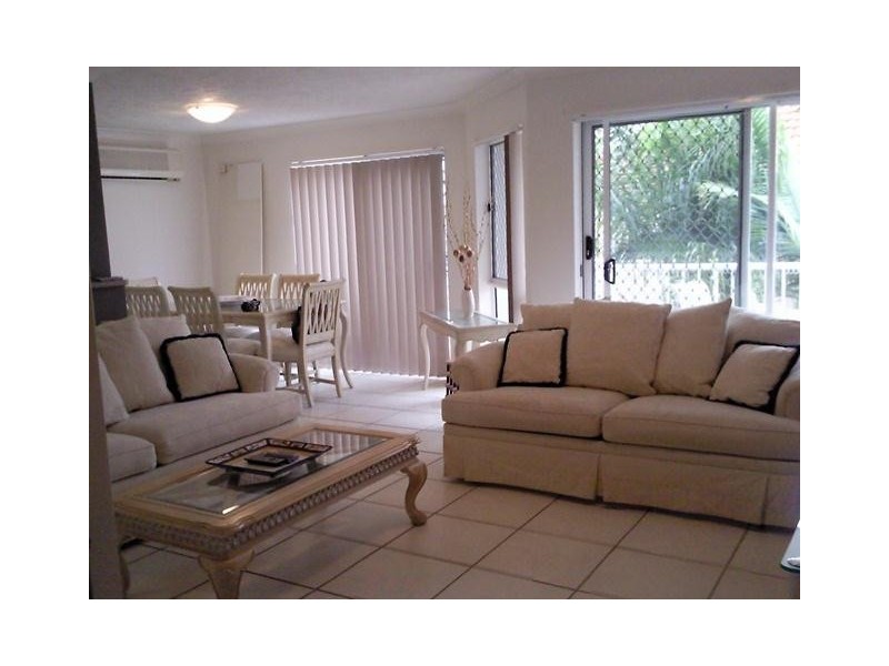 6/10 Jubilee Ave, Broadbeach QLD 4218