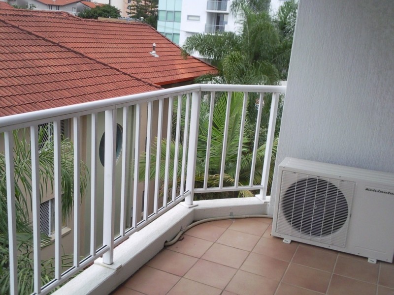 6/10 Jubilee Ave, Broadbeach QLD 4218