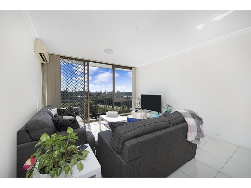 34/11 Fairway Drive Surfers Fairways West’, Clear Island Waters QLD 4226