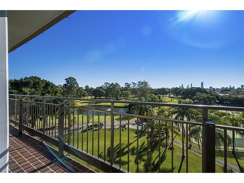 34/11 Fairway Drive Surfers Fairways West’, Clear Island Waters QLD 4226