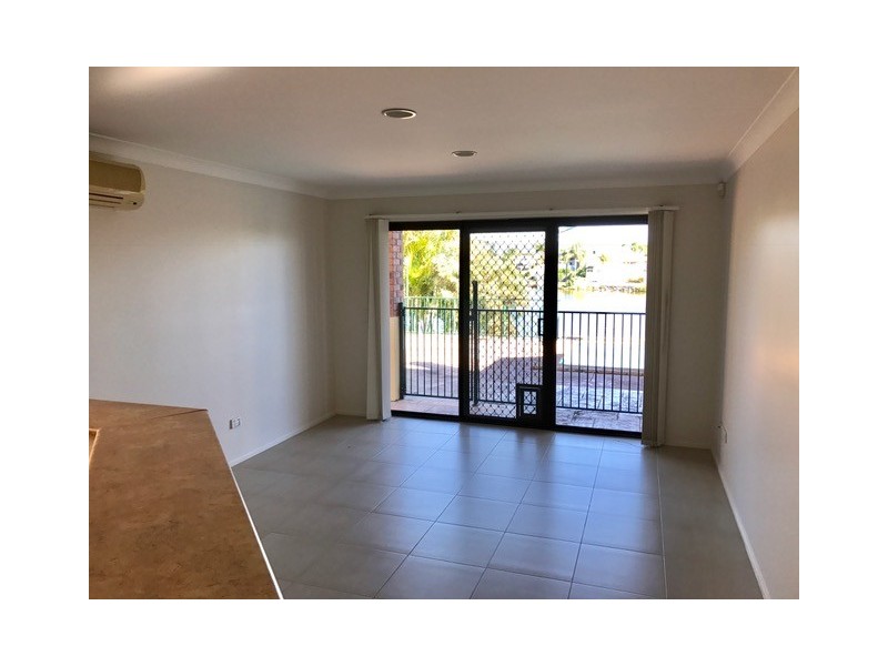 5 Antigua Way, Clear Island Waters QLD 4226