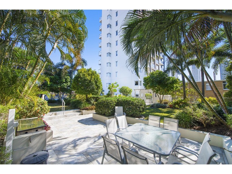 4/19 Mermaid Avenue, Mermaid Beach QLD 4218