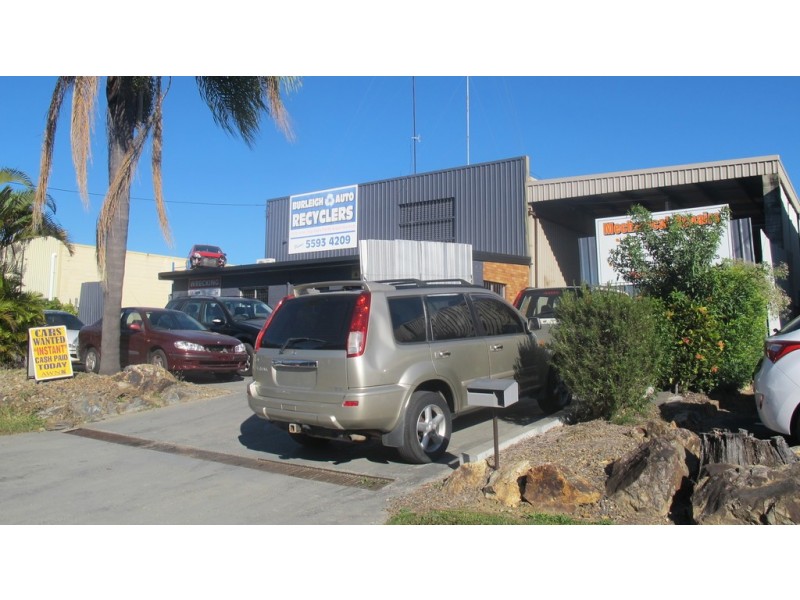 27 Greg Chappell Drive, Burleigh Heads QLD 4220