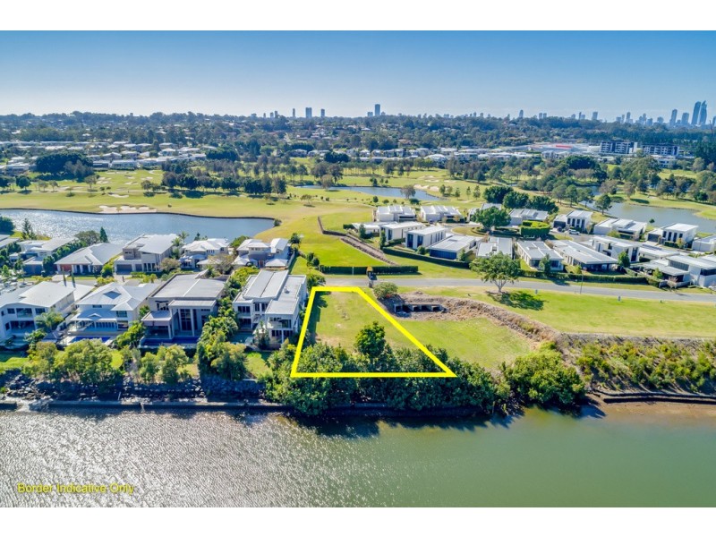 3026 The Boulevarde, Benowa QLD 4217