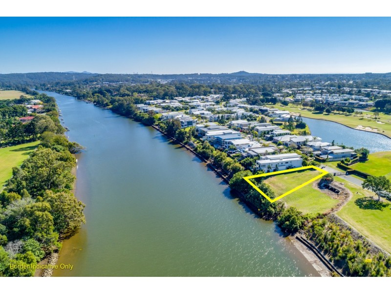 3026 The Boulevarde, Benowa QLD 4217