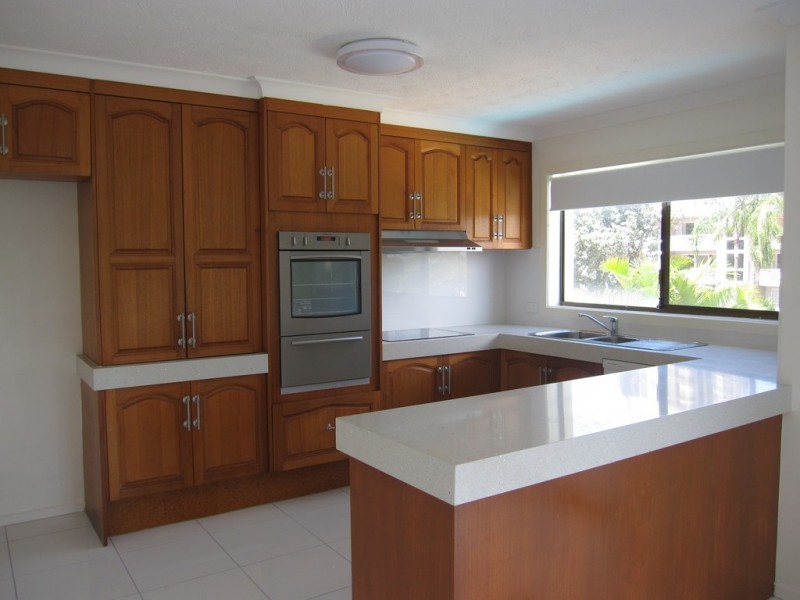 3/35 Australia Avenue, Broadbeach QLD 4218