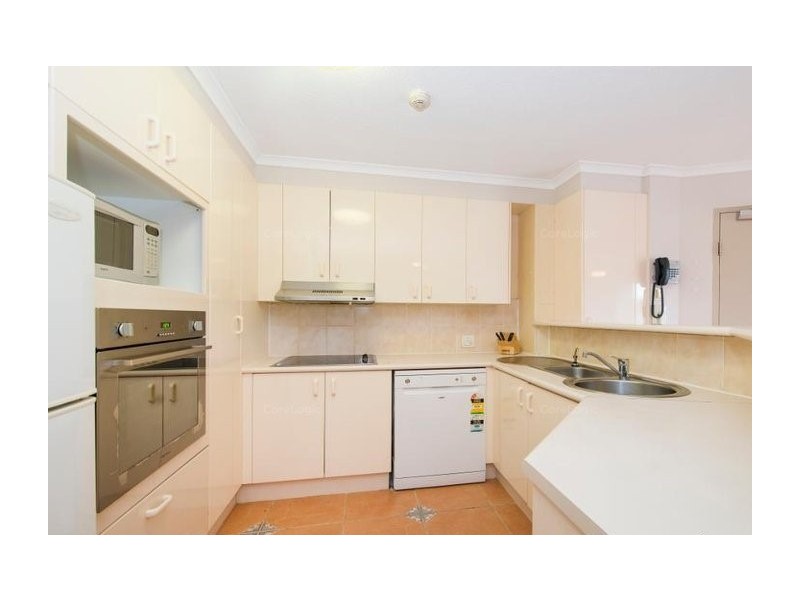 21/36 Australia Avenue, Broadbeach QLD 4218