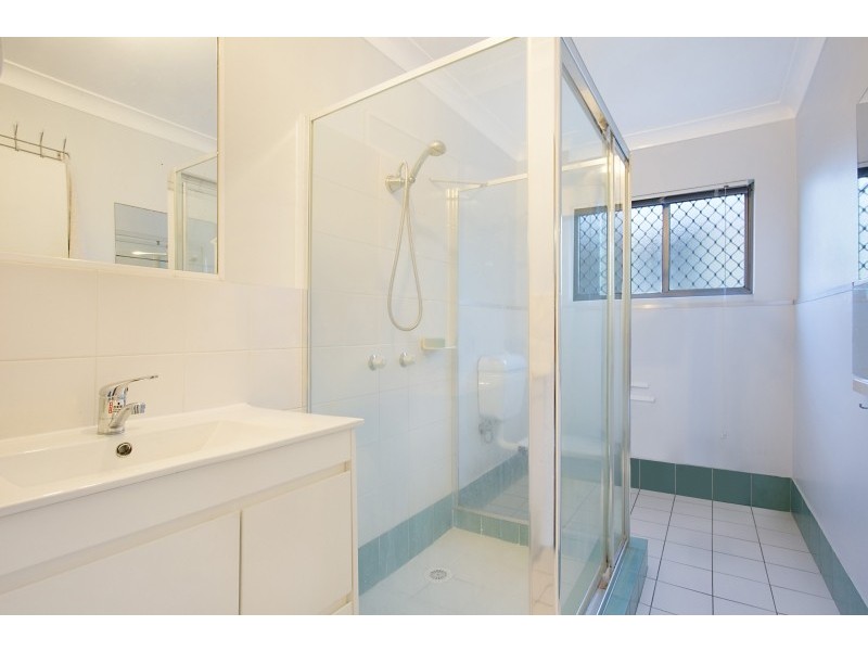 6 ‘Casino Waves’ 8 George Avenue, Broadbeach QLD 4218