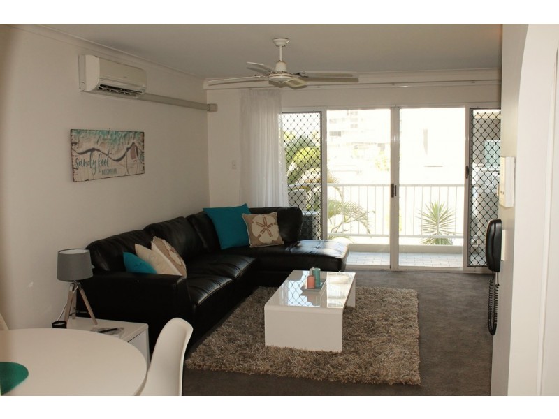 22/11 Breaker Street, Main Beach QLD 4217