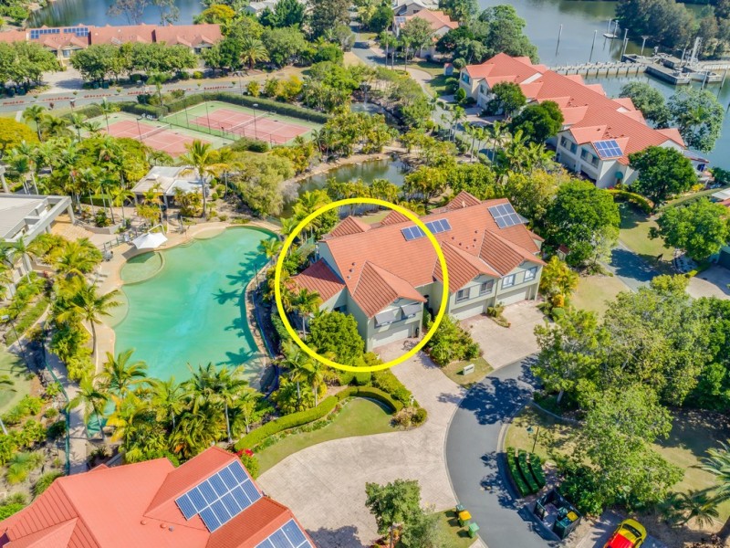 Villa 3 “Bradford West” Rhode Island 125 Santa Cruz Blvd, Clear Island Waters QLD 4226