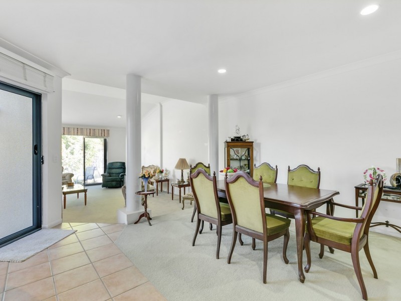 Villa 3 “Bradford West” Rhode Island 125 Santa Cruz Blvd, Clear Island Waters QLD 4226