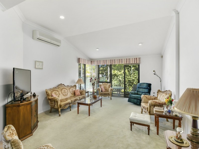 Villa 3 “Bradford West” Rhode Island 125 Santa Cruz Blvd, Clear Island Waters QLD 4226