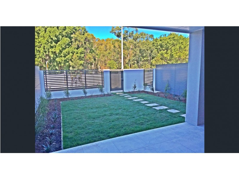 4 Florabella Drive, Robina QLD 4226