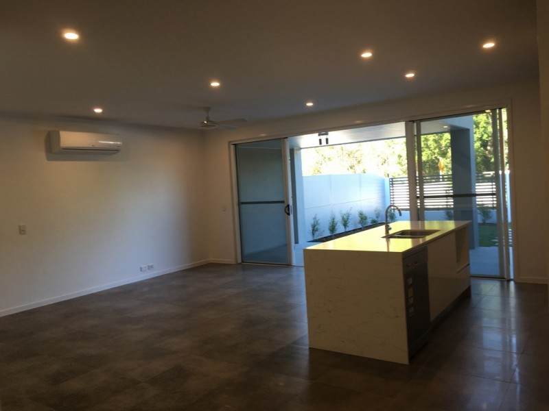 4 Florabella Drive, Robina QLD 4226