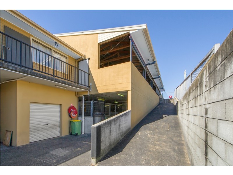 88 Racecourse Drive, Bundall QLD 4217