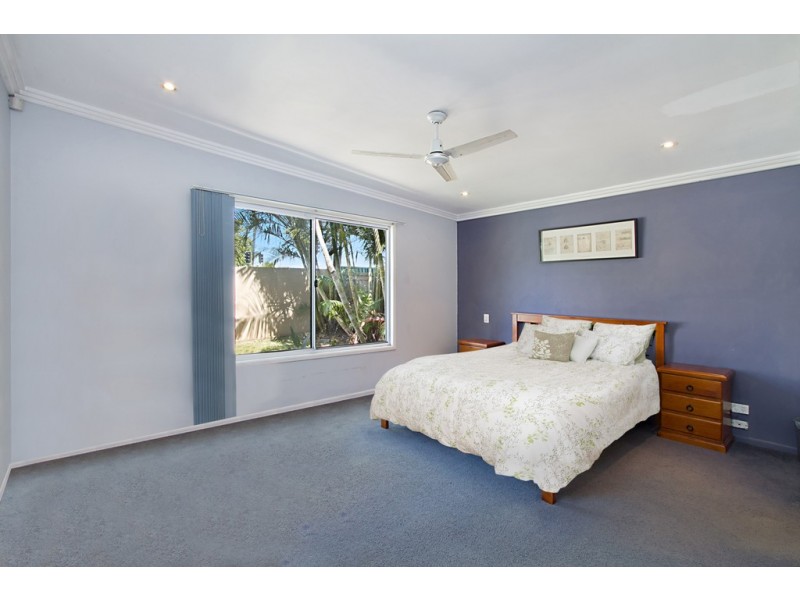 147 Musgrave Avenue, Labrador QLD 4215