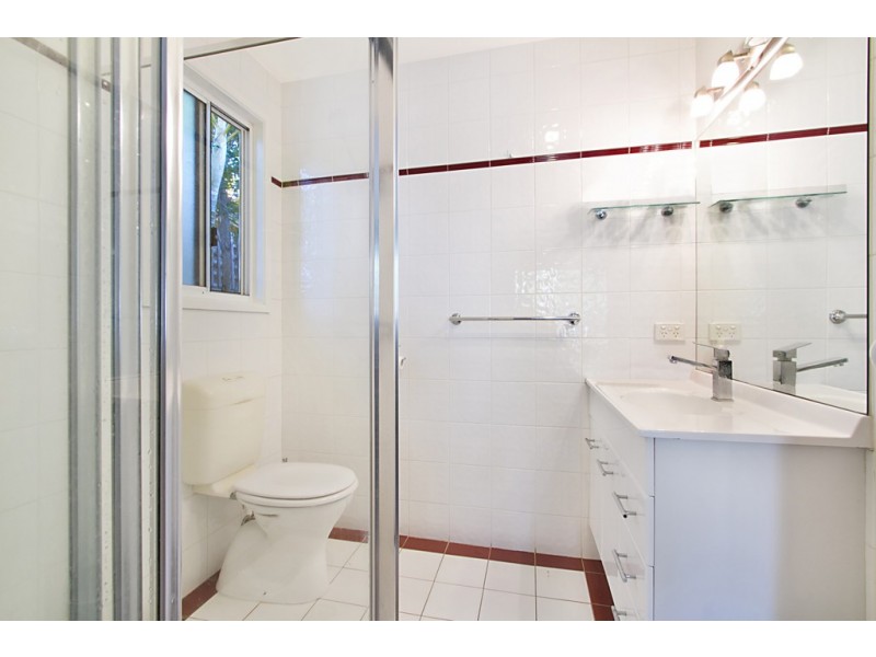 147 Musgrave Avenue, Labrador QLD 4215