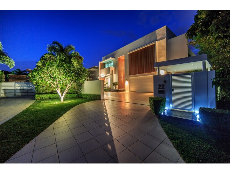 22 Waterview Crescent, Sorrento QLD 4217