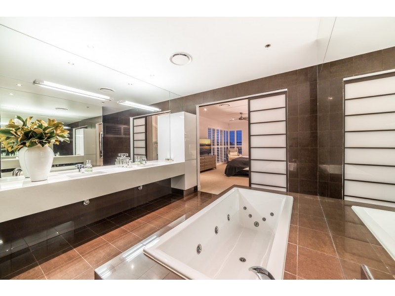 22 Waterview Crescent, Sorrento QLD 4217