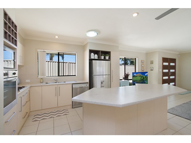 29 Stringybark Drive, Molendinar QLD 4214