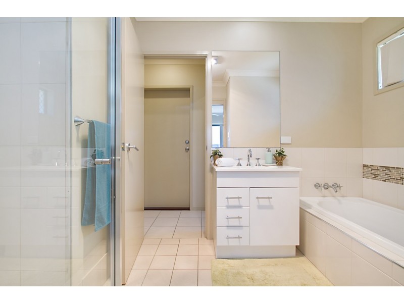 29 Stringybark Drive, Molendinar QLD 4214