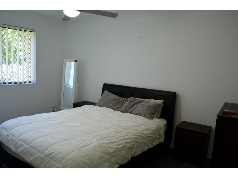 1/44 Oceanic Drive, Mermaid Waters QLD 4218