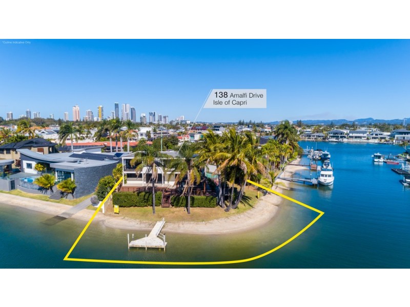 138 Amalfi Drive, Isle Of Capri QLD 4217