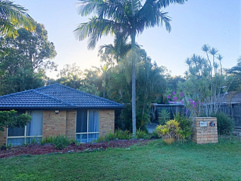 222 Mildura Drive, Helensvale QLD 4212