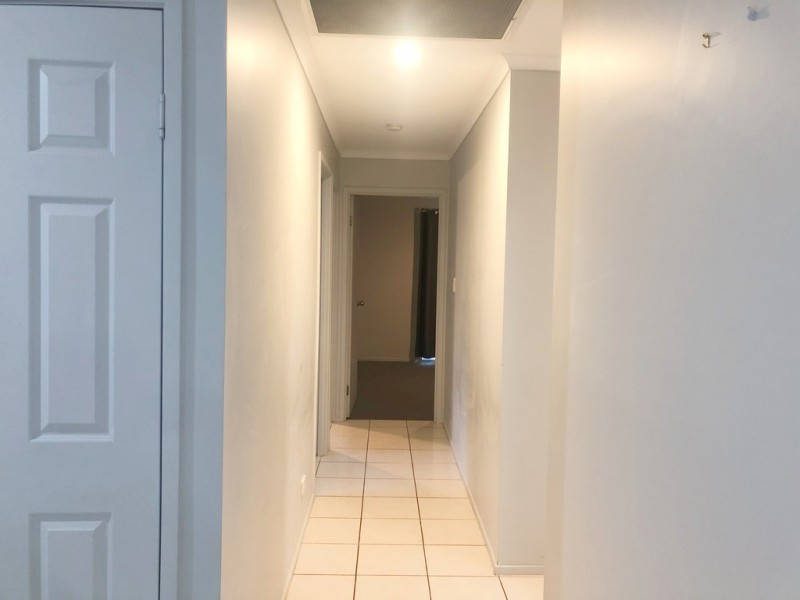 222 Mildura Drive, Helensvale QLD 4212