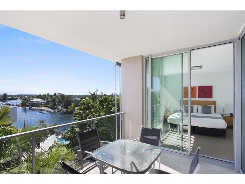 2306 ‘Freshwater Point’ 33 T E Peters Drive, Broadbeach Waters QLD 4218