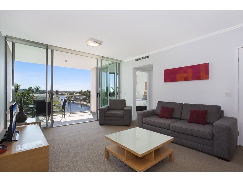 2306 ‘Freshwater Point’ 33 T E Peters Drive, Broadbeach Waters QLD 4218