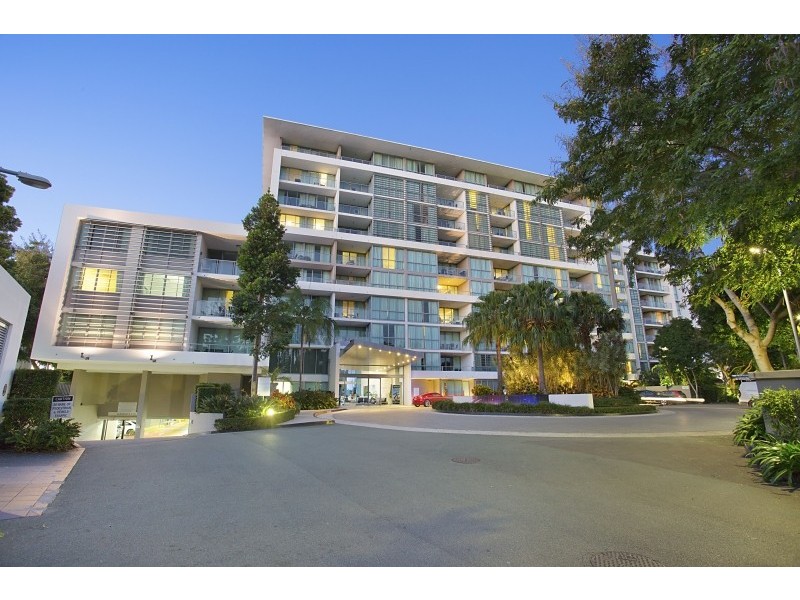 2306 ‘Freshwater Point’ 33 T E Peters Drive, Broadbeach Waters QLD 4218