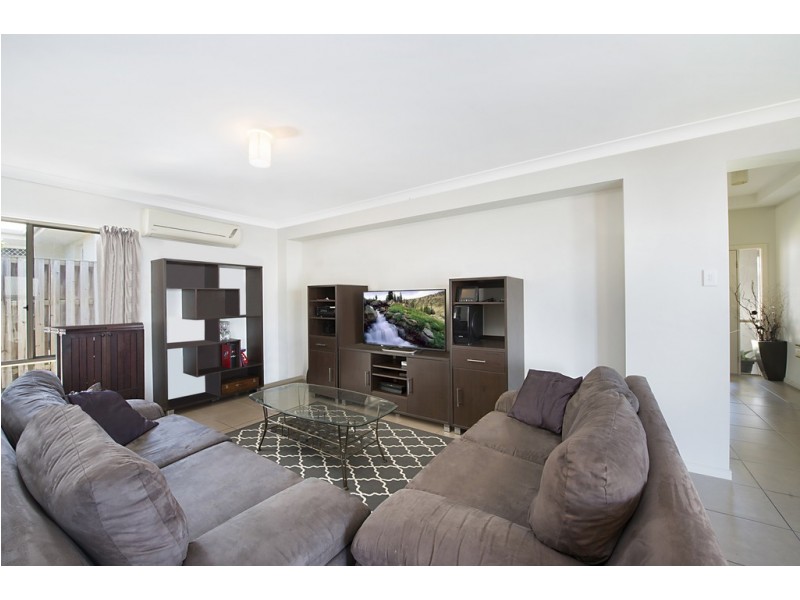 18 Summerlea Crescent, Ormeau QLD 4208