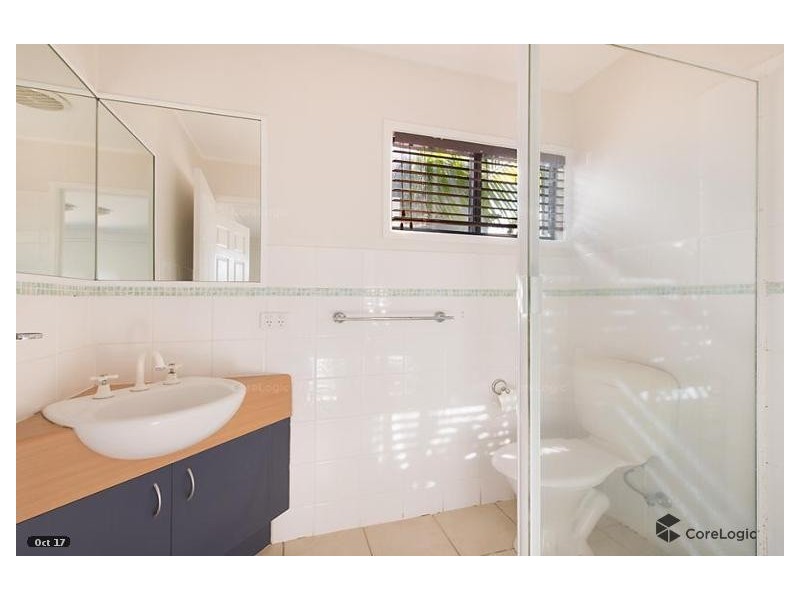 14 Monterey Court, Broadbeach Waters QLD 4218