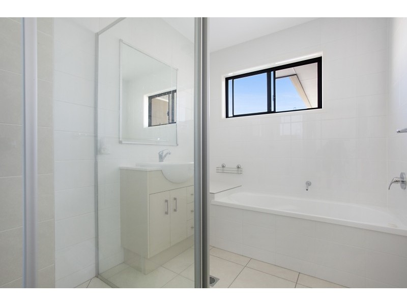 17 Lahey Cove, Coomera QLD 4209