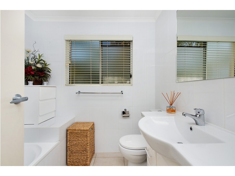 12 ‘Moonbird’ 25 Federation Avenue, Broadbeach QLD 4218