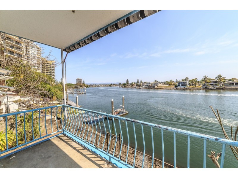 1/2930 Gold Coast Highway, Surfers Paradise QLD 4217